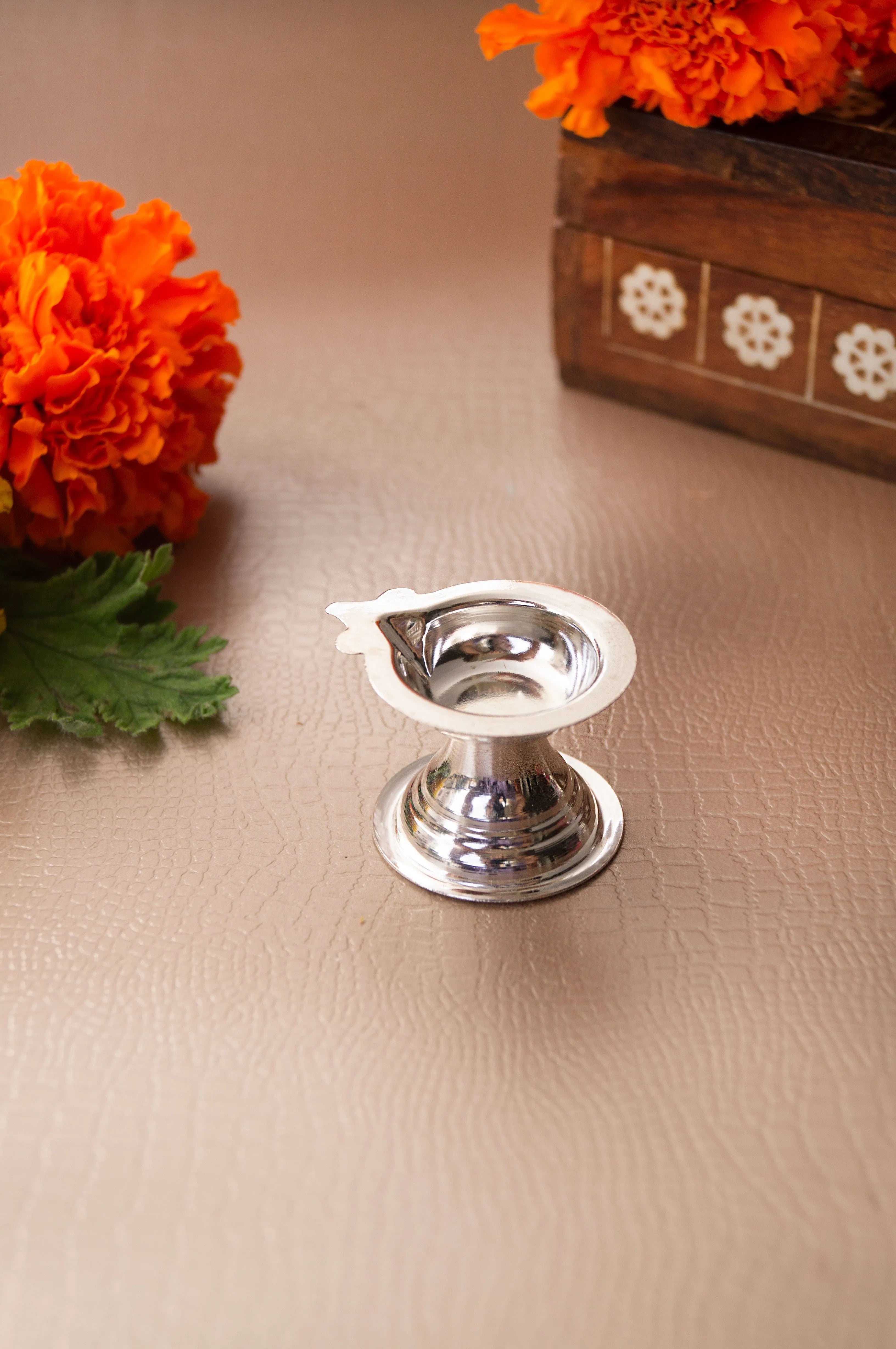 Auspicious Pooja 925 Sterling Silver Diya Stand