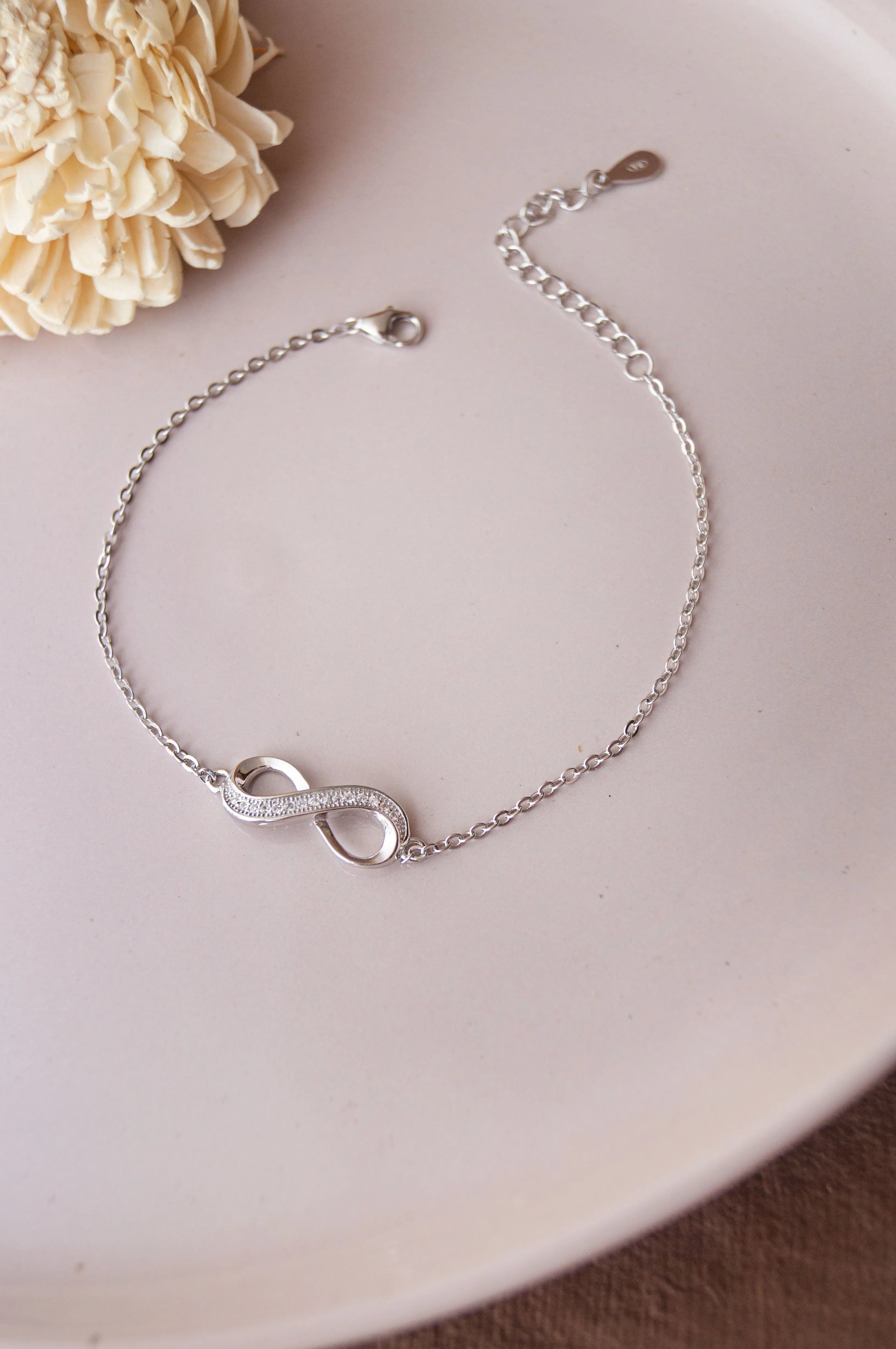 Pretty Infinity Sterling Silver Chain Bracelet