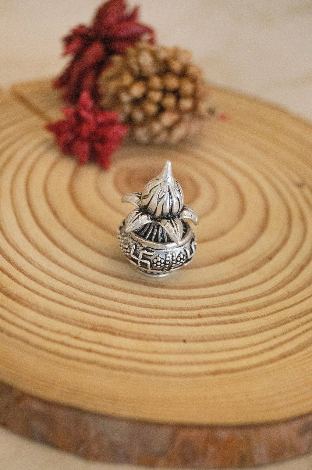 Antique 925 Sterling Silver Kalash With Nariyal