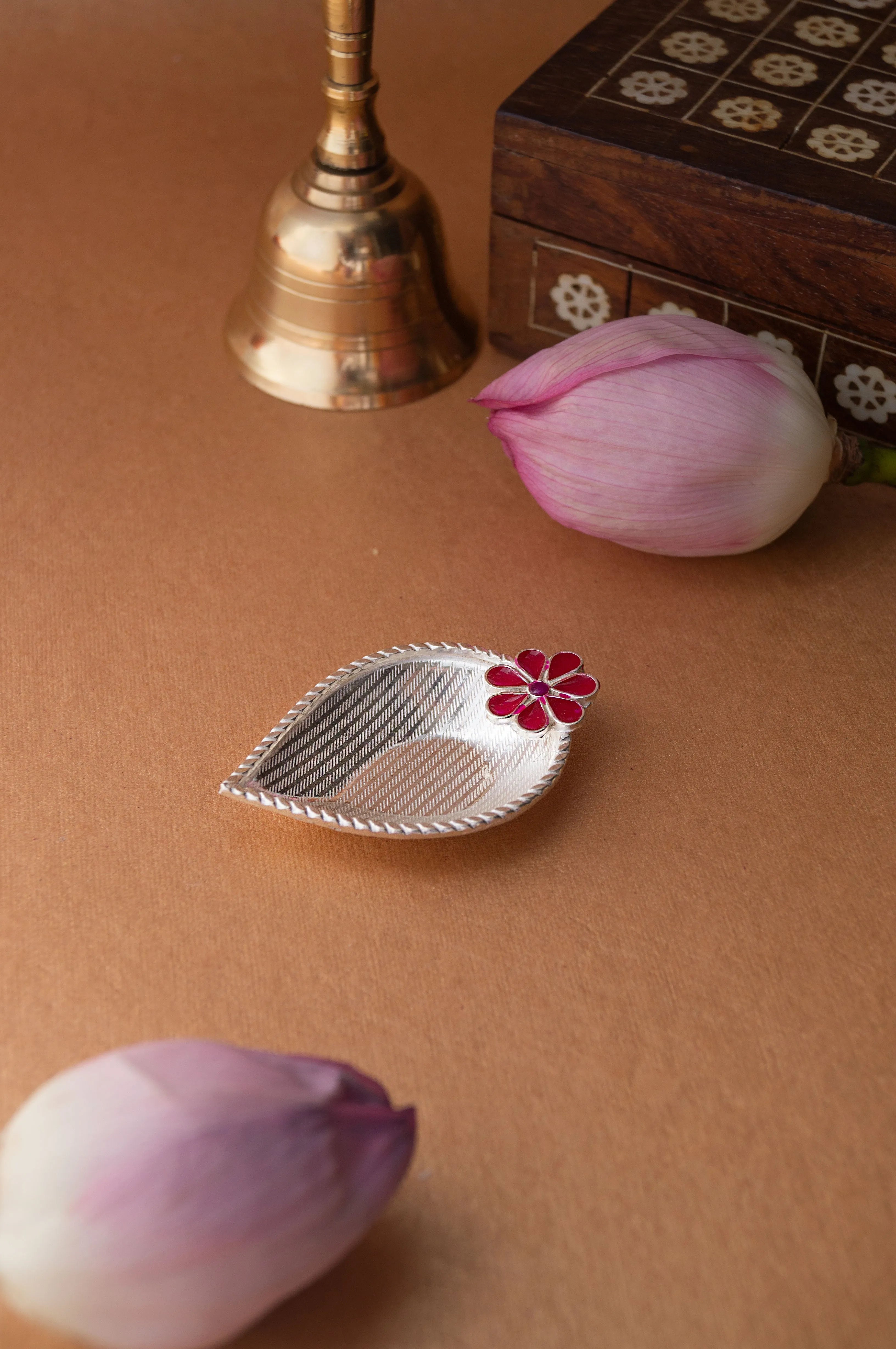 Mini Meena Prasad Plate - Family Wali Diwali Gift Hamper