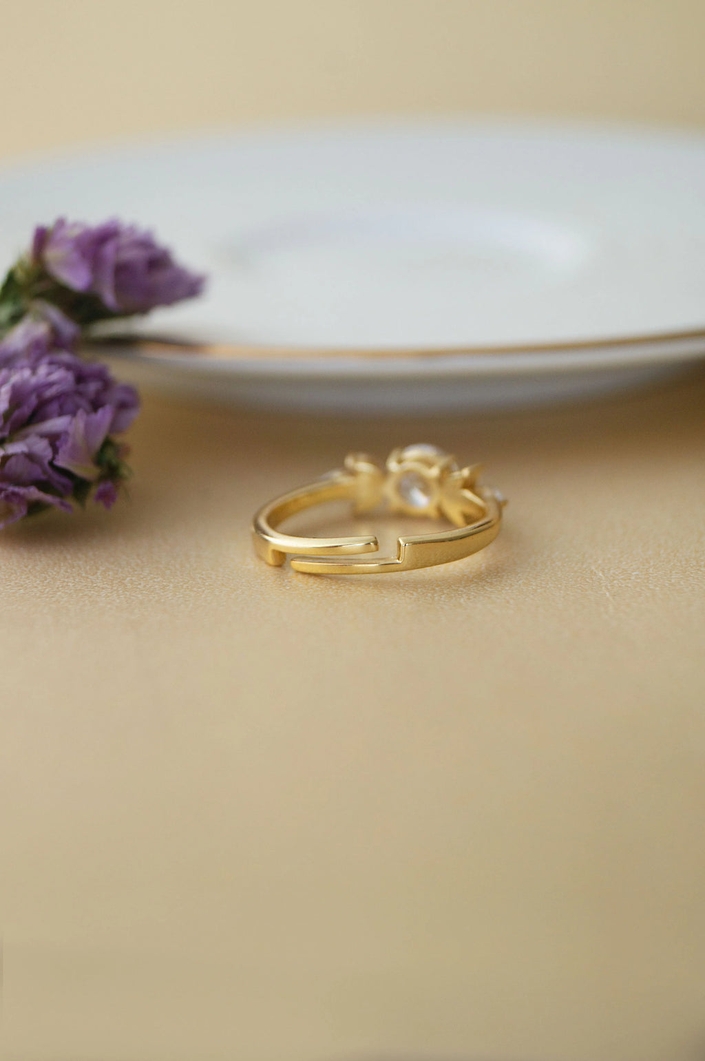 Ornate Solitaire Gold Plated Sterling Silver Adjustable Ring Love Hamper ??