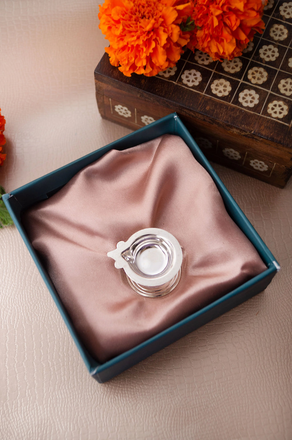 Auspicious Pooja 925 Sterling Silver Diya Stand