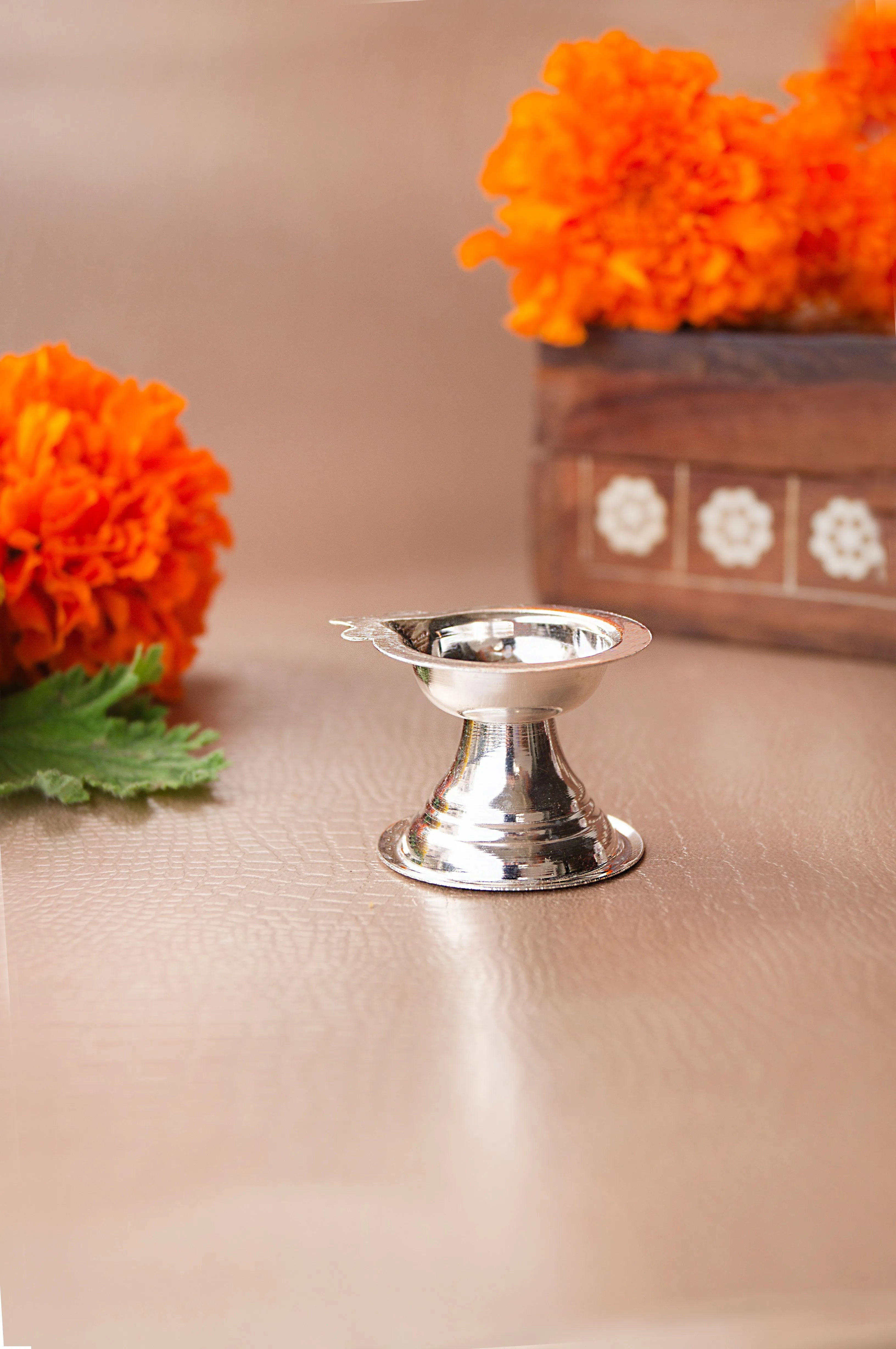 Auspicious Pooja 925 Sterling Silver Diya Stand Diwali Gift Hamper