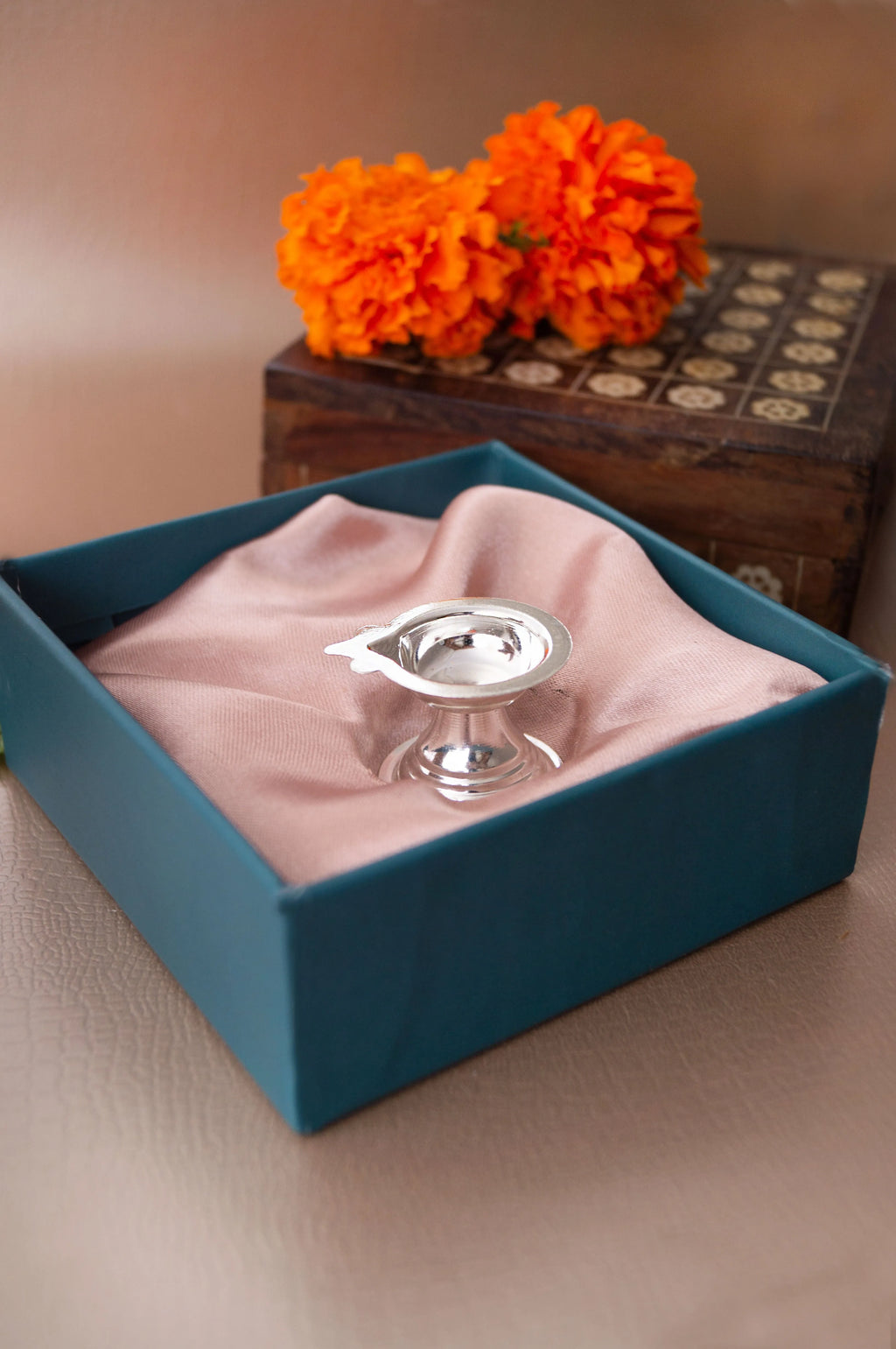 Auspicious Pooja 925 Sterling Silver Diya Stand Diwali Gift Hamper