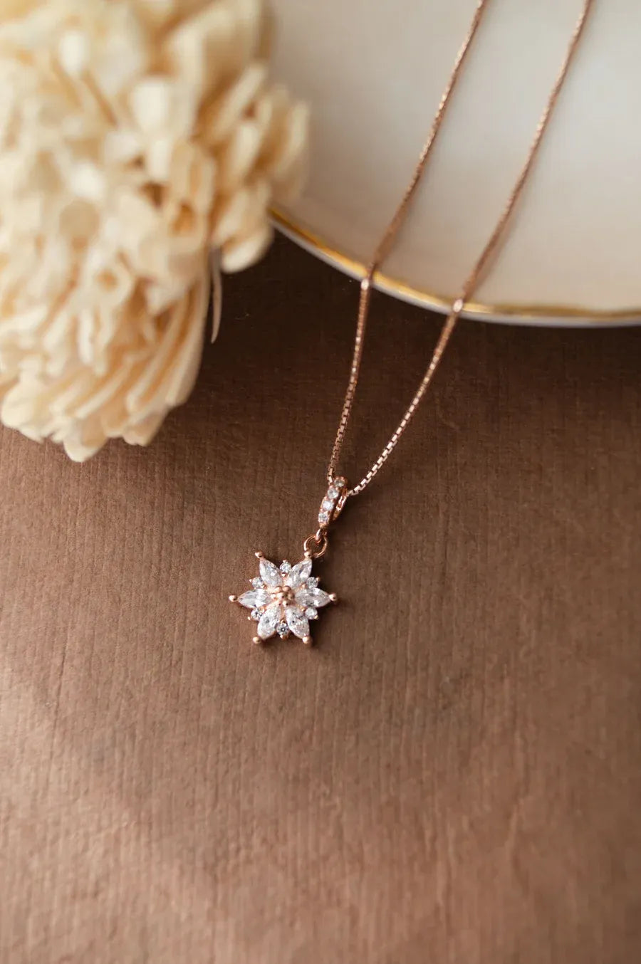 Flowery Sunflower Garland Rose Gold Plated Sterling Silver Pendant